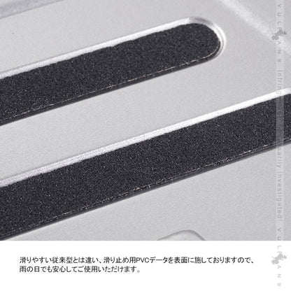 ハイエース200系 １型2型3型4型5型 シーケンシャルウインカー ドアステップガード 流れるインカー デイライト アルミ合金 内装 パーツ アクセサリー カスタム