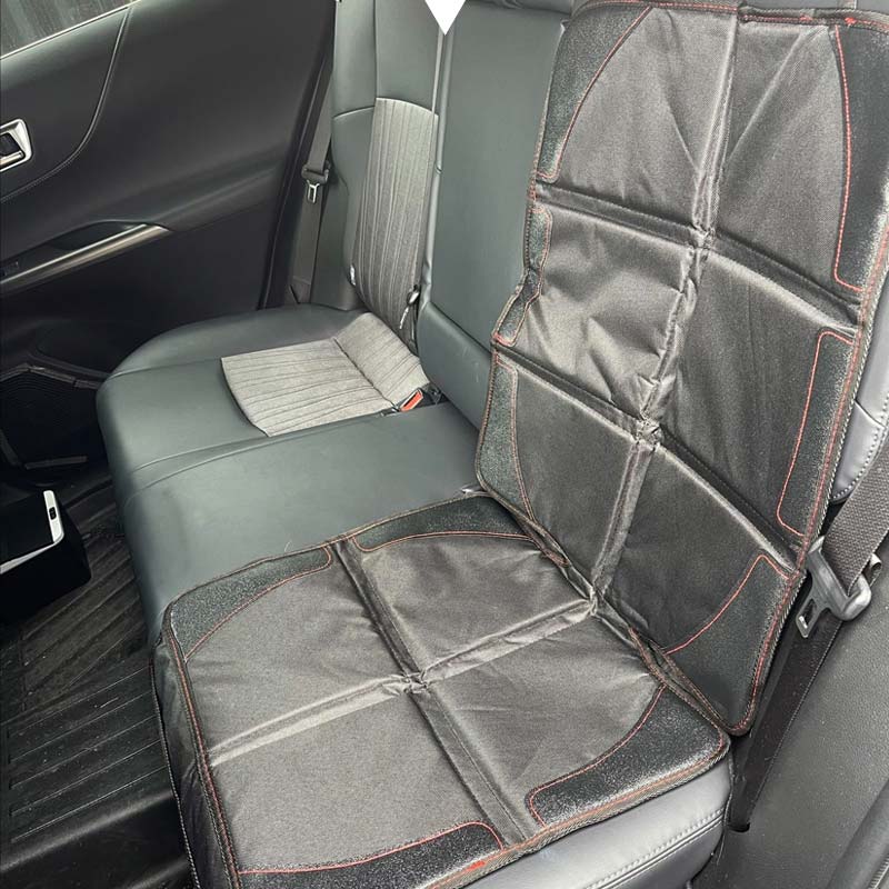 チャイルドシート保護カバー 保護マット isofix対応 汚れ防止 収納ポケット付 後部座席 カバー シートカバー シートプロテクター 防水 マット 内装 パーツ