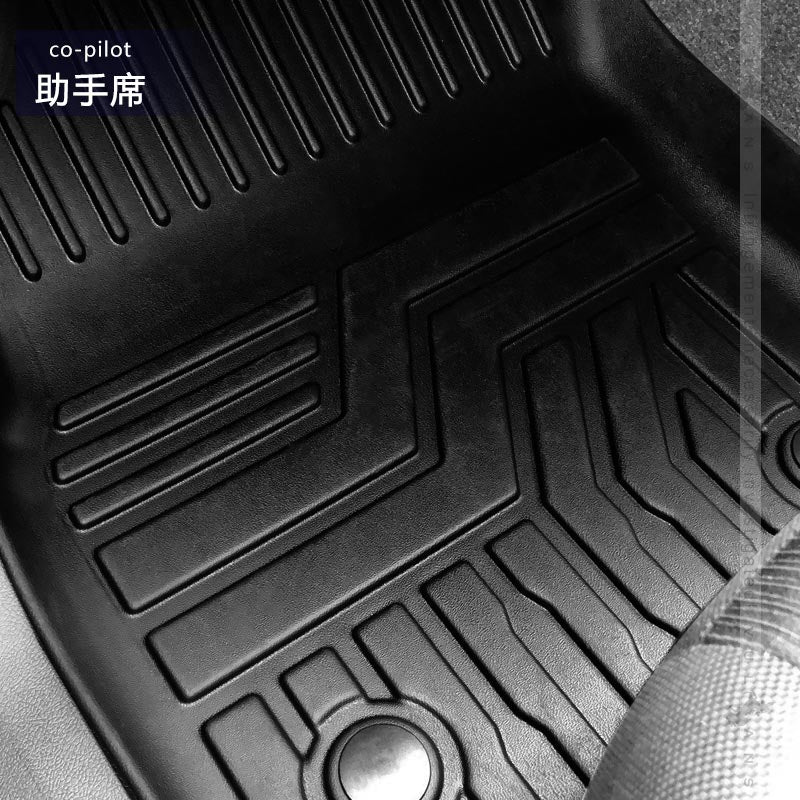 ハイラックス GUN125 後期 AT車 3Dフロアマット 3枚 TPE材質 立体成型 カーマット ズレ防止 内装 カスタム パーツ 消臭 抗菌効果 用品 アクセサリー